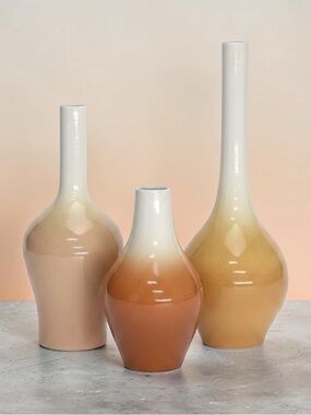 Neutral Ombre Ceramic Bud Vases Set in Cream and Warm Tan